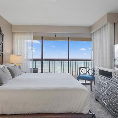 Luxury Oceanfront 2 Bedroom Apartment At Waikiki Beach Tower Гонолулу Экстерьер фото